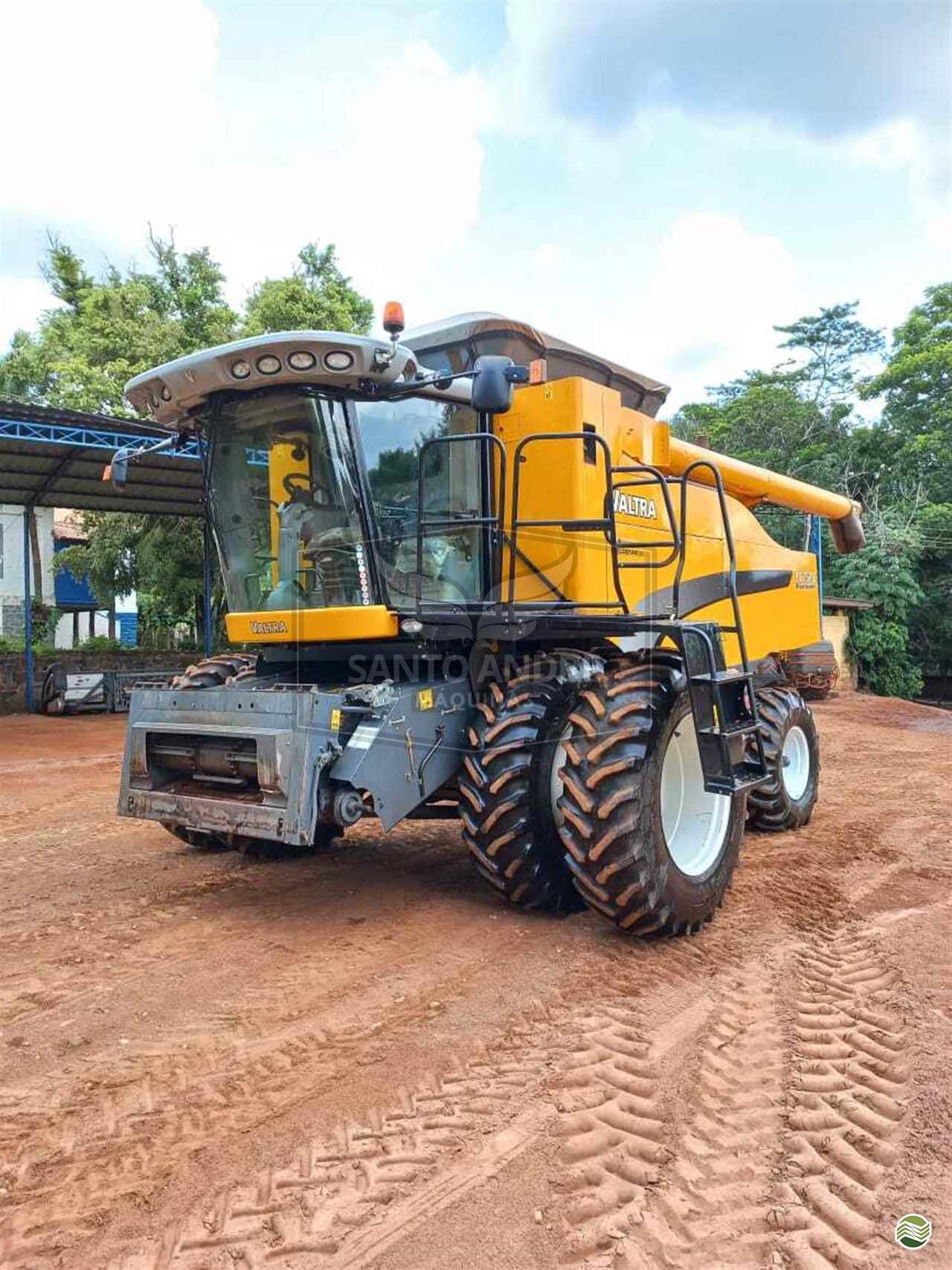 COLHEITADEIRA VALTRA VALTRA BC 7500 Santo André Máquinas PIRASSUNUNGA SÃO PAULO SP